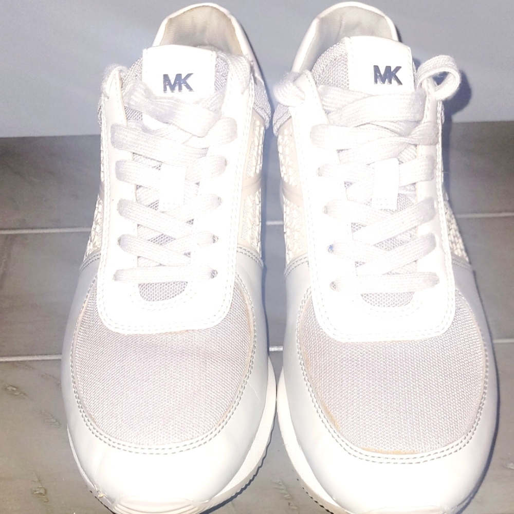 Weekend SALE Michael kors sneakers 8.5